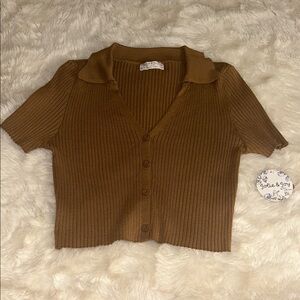 Brown Ribbed Button-Up Shirt With Collar